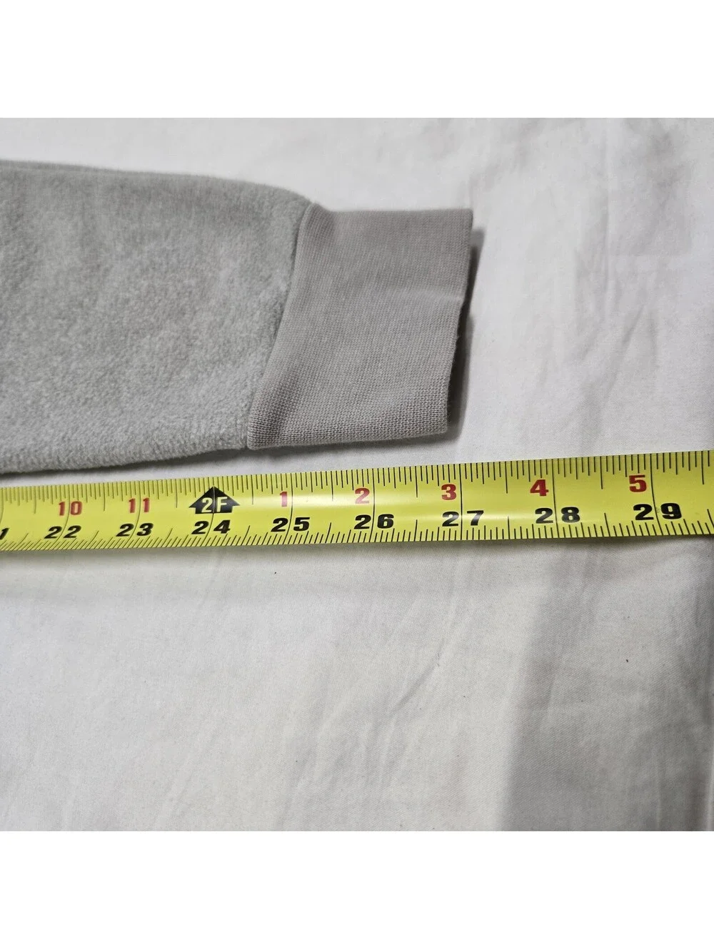 EUC Men's SMALL Nike Tech Fleece Winter Joggers Grey Logo Sweatpants DQ4808-016